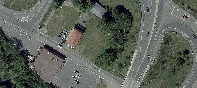 21401 Queens Pt SW Rd