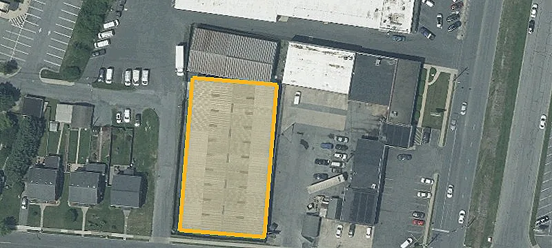 909  St