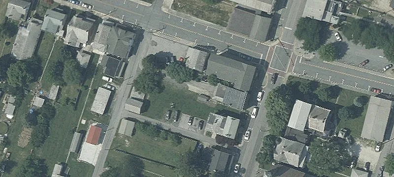 4 Main St