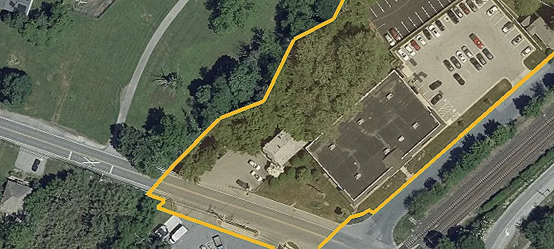 506 Seminary Ave