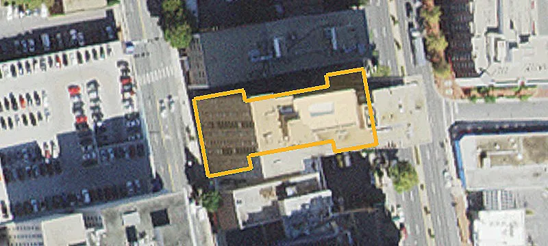 8200 Wisconsin Ave