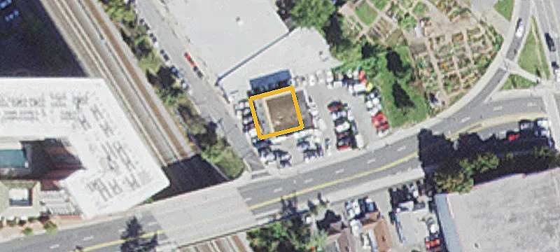 811 Burlington Ave