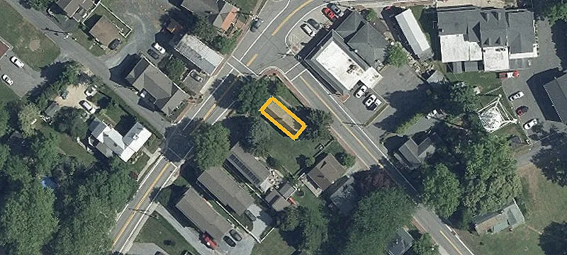 7013 Main St