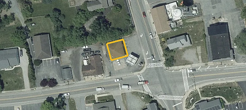 101 Main St