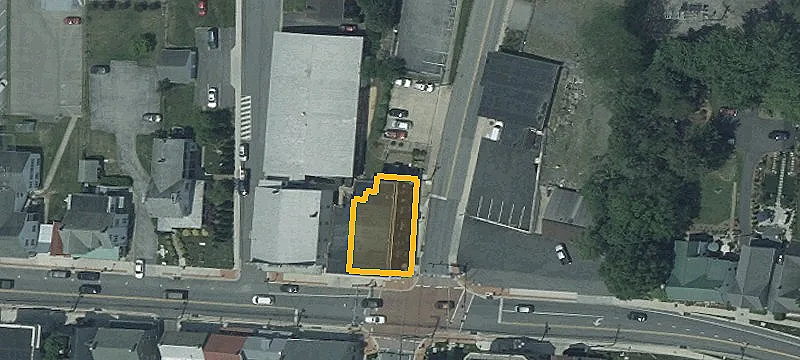 1 Main St