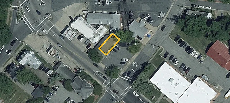 301 Maple Ave