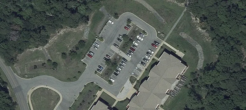 60 Appeal Ln