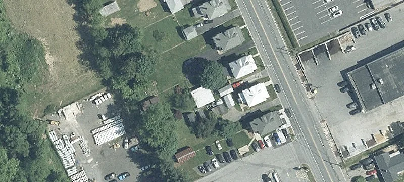 1626 Main St