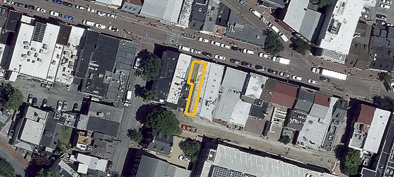 159 Main St