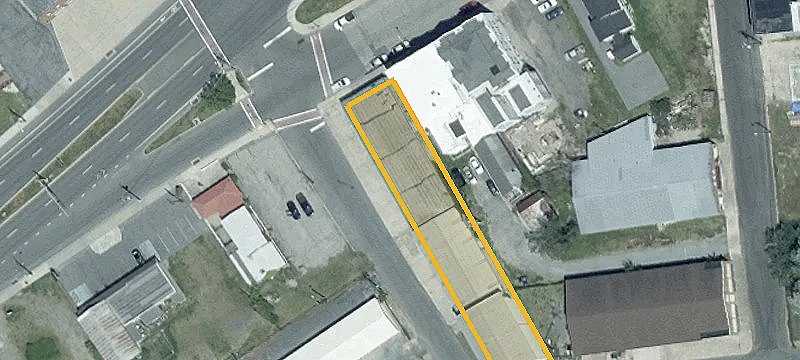 535 Main St