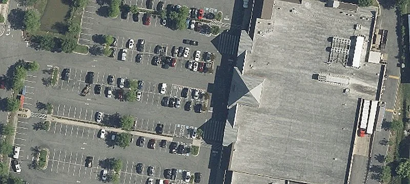 1925 Main St