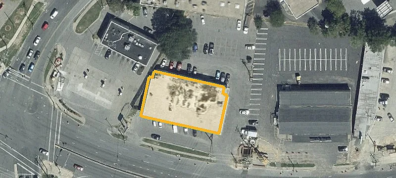 2010 University E Blvd