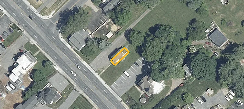 635 Main St