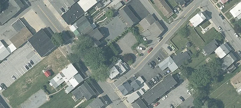 295 Main St