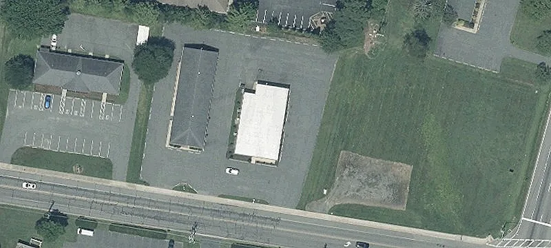 613 Dutchmans Ln