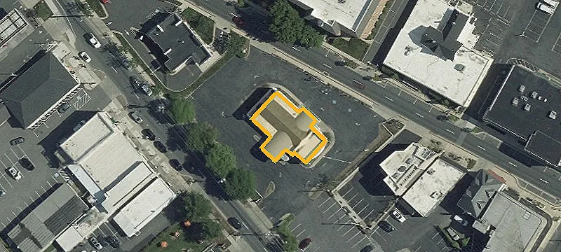126 Main St