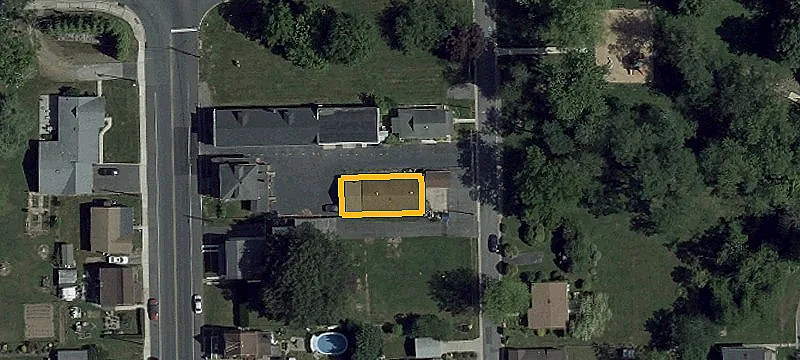 842 Locust Rd