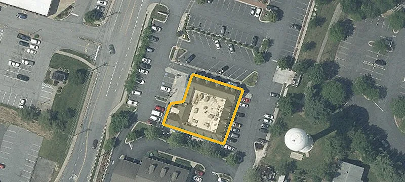 1401 Main St