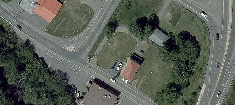 21405 Queens Pt SW Rd