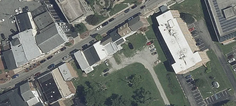136 Main St
