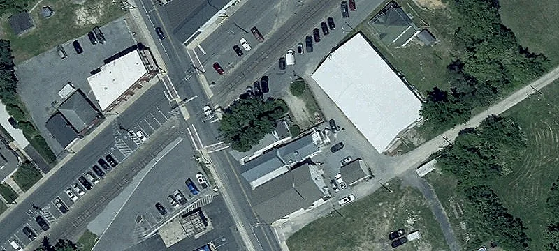 101 Main St