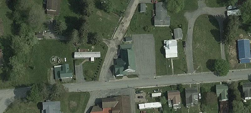 57 Crellin St