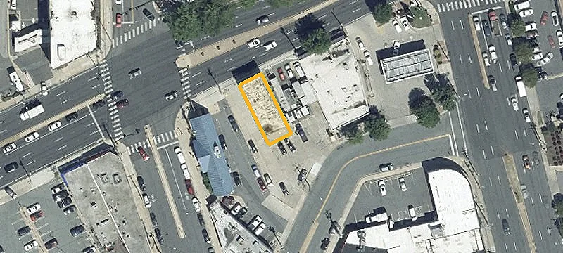 2522 University W Blvd