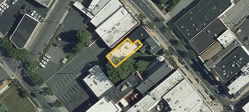 36 Main St
