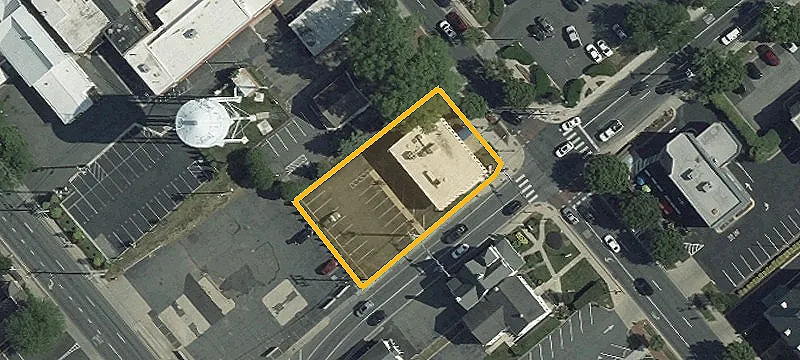 126 Main St