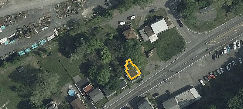 13 National Hwy