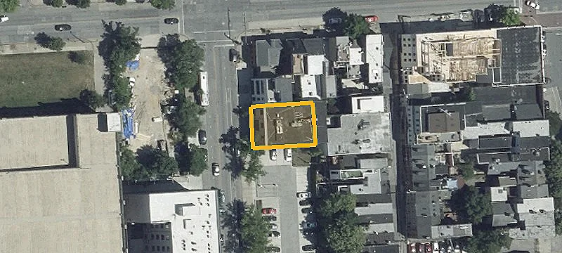 511 Caroline St