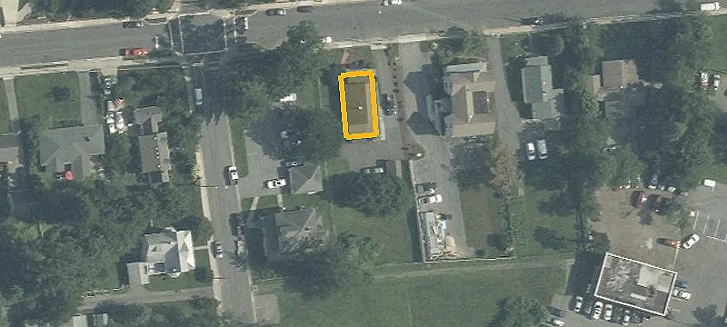 201 Brookes Ave