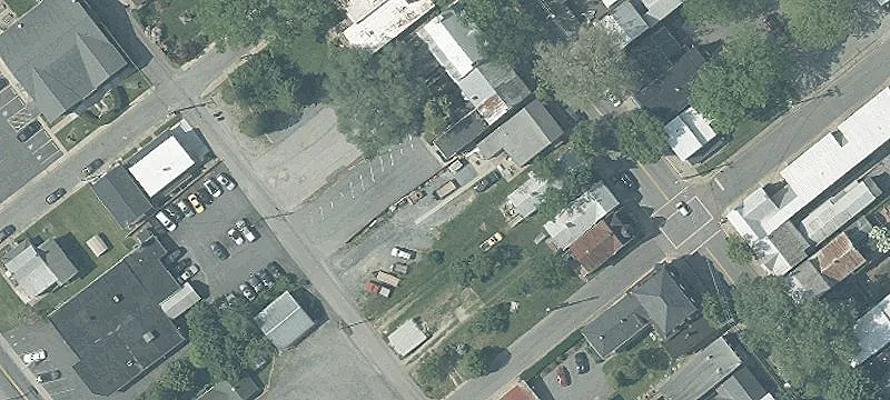 220 Main St
