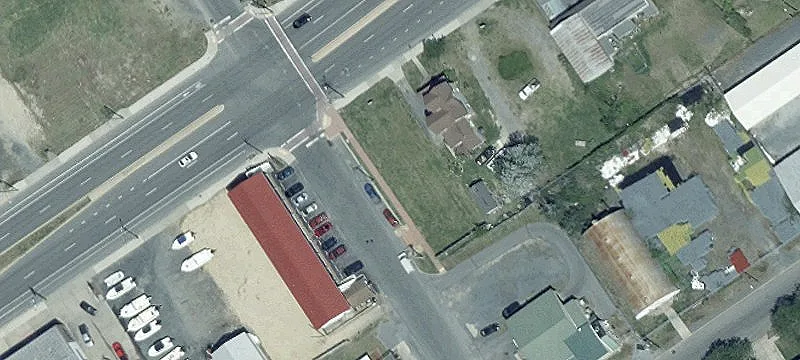 619 Main St