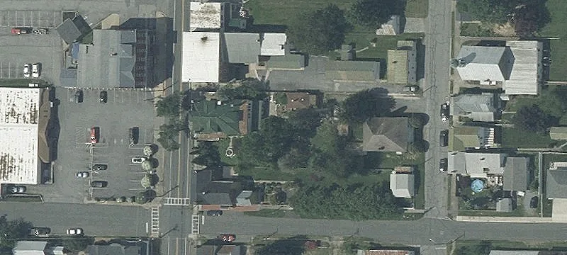 4 Main St