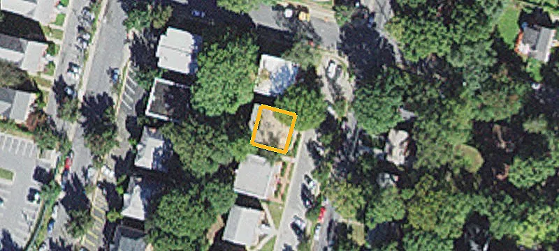 8716 Bradford Rd