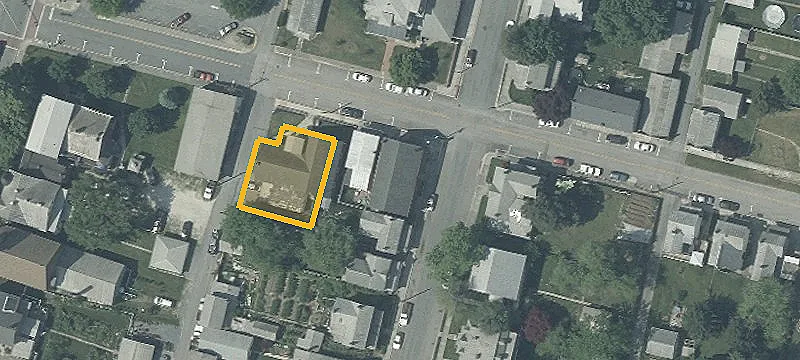10 Broadway St