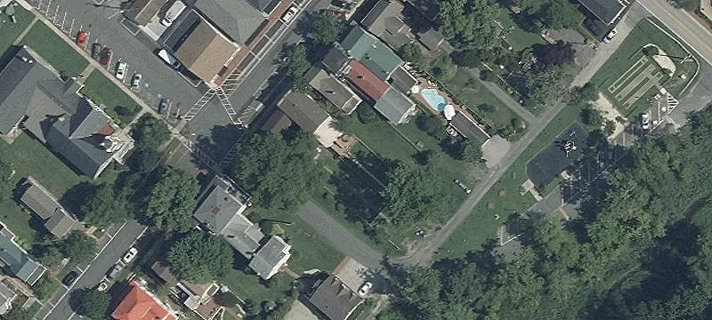 222 Bohemia Ave
