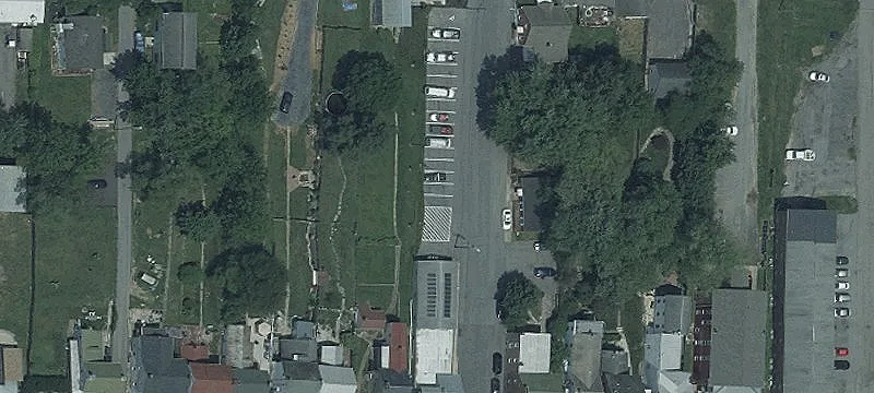 303 Main St