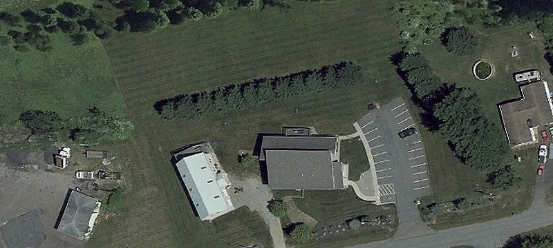 35 Hls Dr
