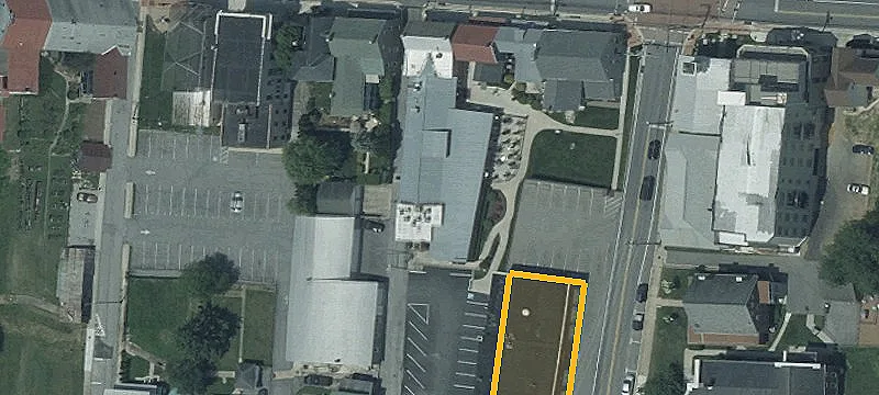 14 Main St