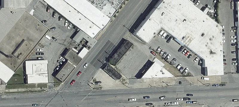 601 Walpert Ave