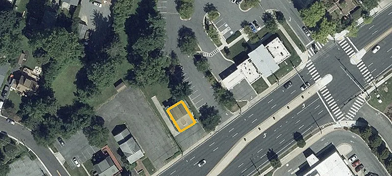 2807 University W Blvd