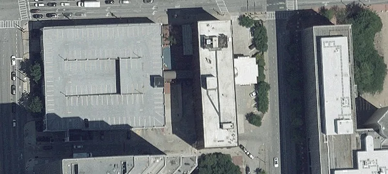 100 Hopkins Pl