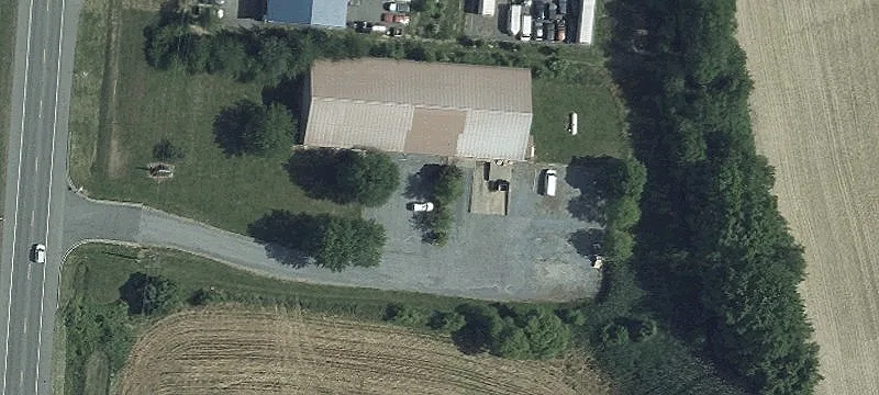 300 Centreville Rd