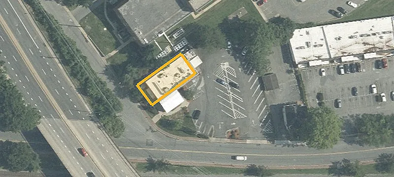 2 Diamond Ave