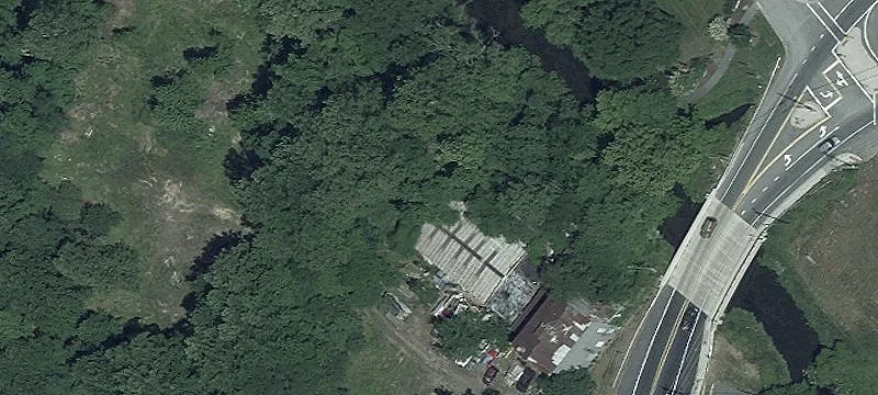2647 Centreville Rd