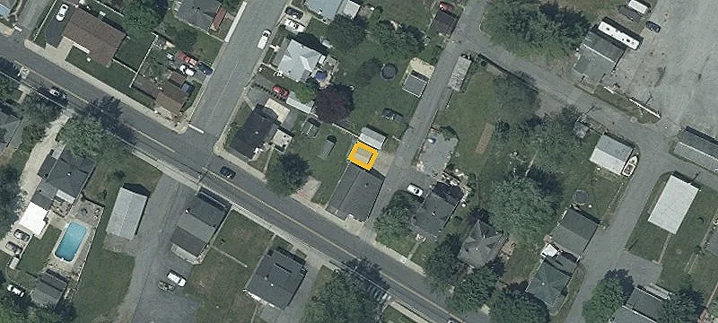 405 Main St