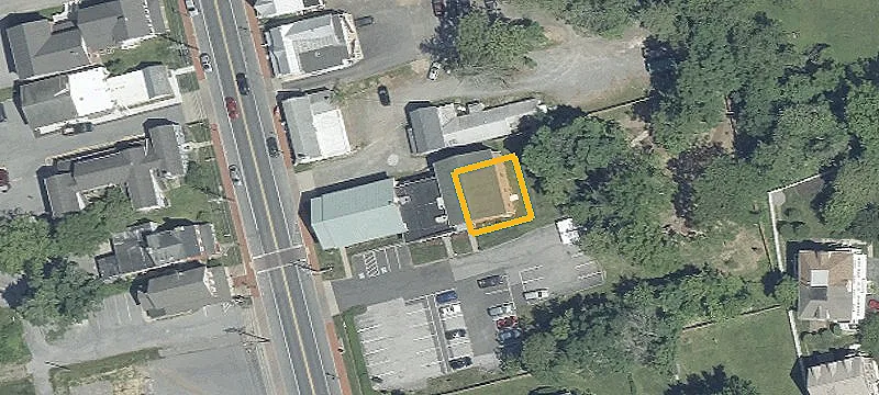 319 Main St