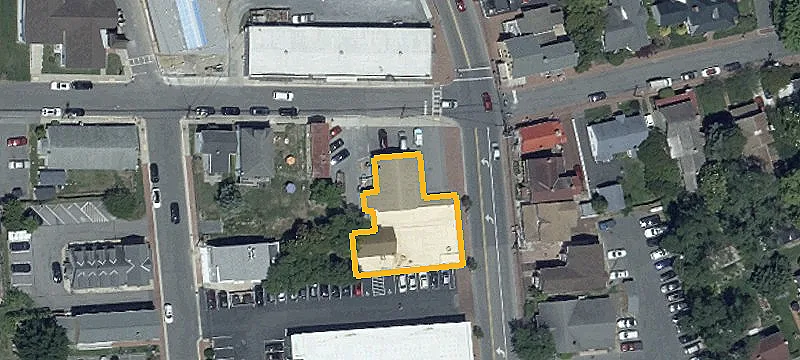 100 Talbot St
